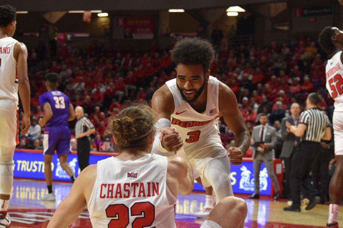 Fayne Reaches 1 000 Career Points In Redbirds First Mvc Win Over