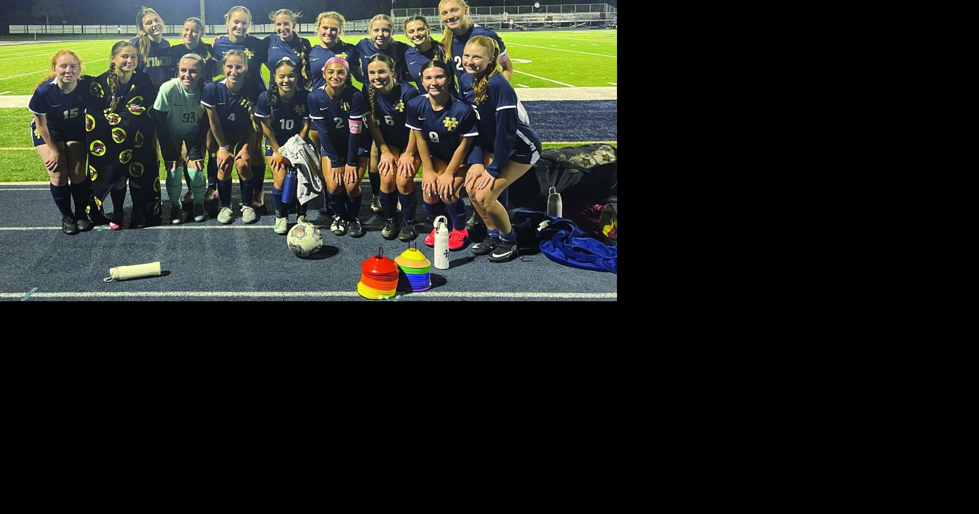 Senior-laden Holy Trinity girls soccer team takes aim at district title