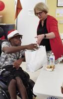 Ocwen delivers comfort for Christmas to Flambouyant Gardens residents