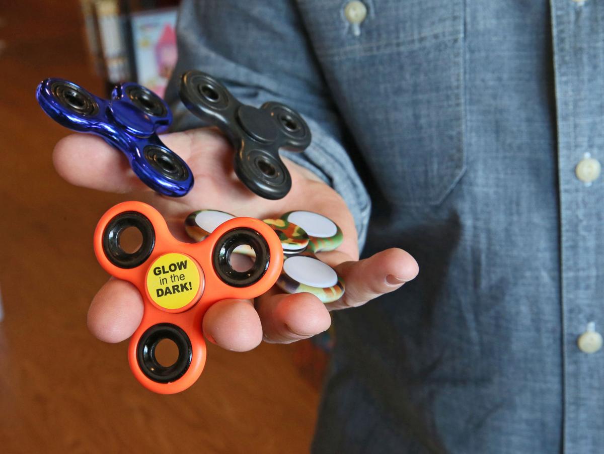 Here's How You Can Play With Fidget Spinner In Google Search