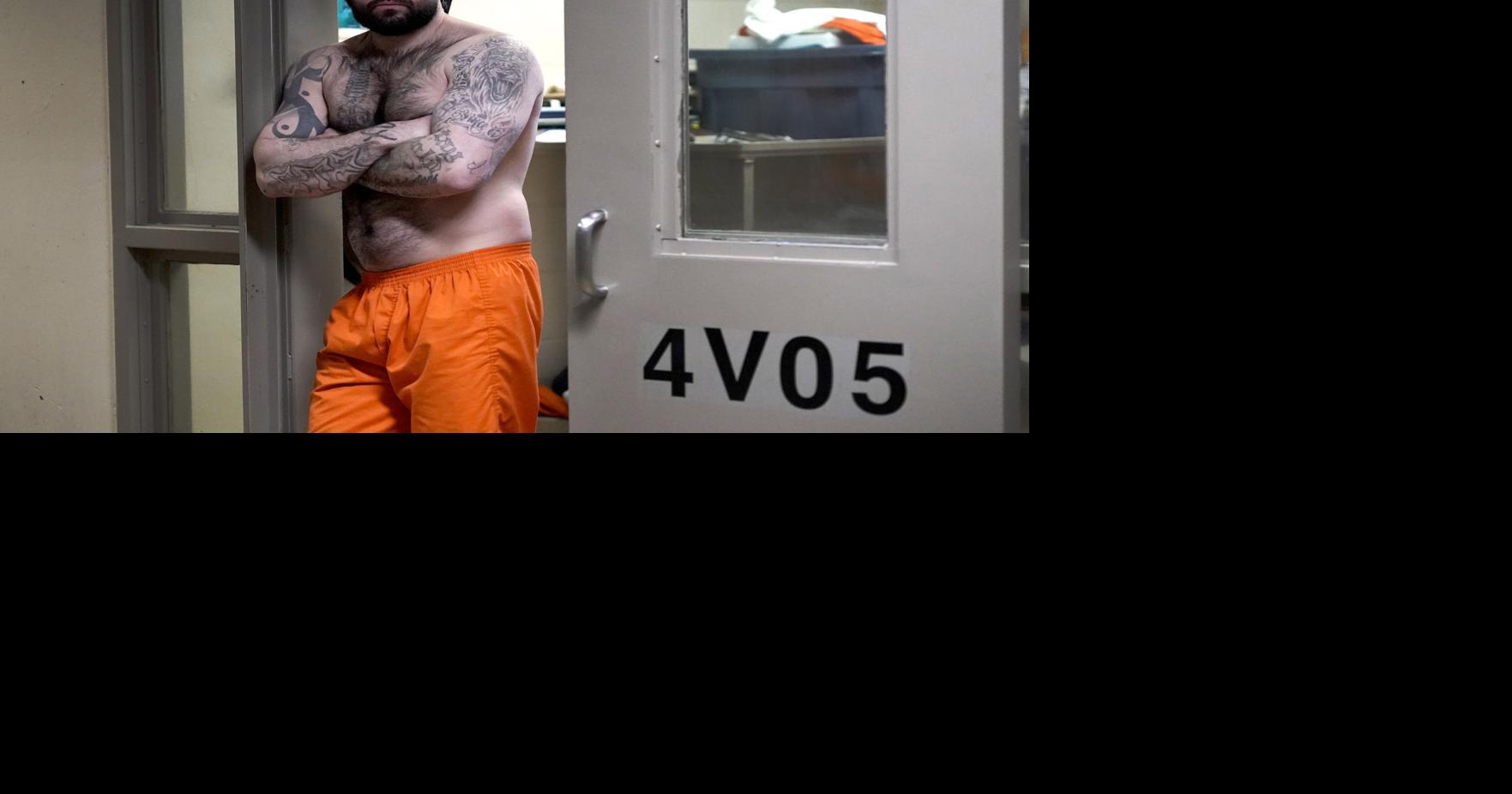 Inmates leaving gangs, stripping tats for jobs, better lives | Ap ...