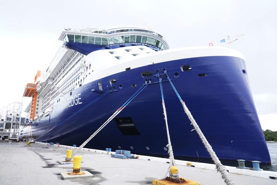 V I Welcomes First Cruise Ship In 15 Months News Virginislandsdailynews Com