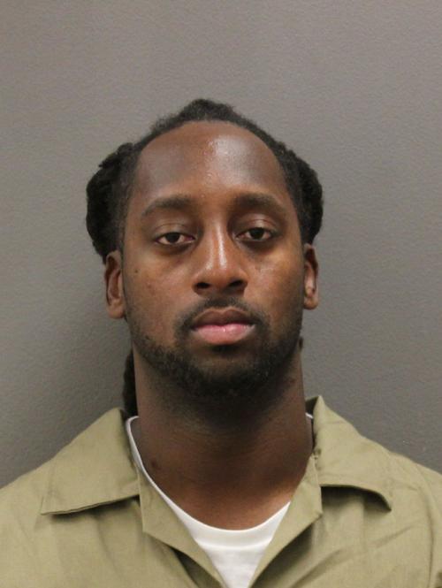 Dangerous convict wanted by FBI