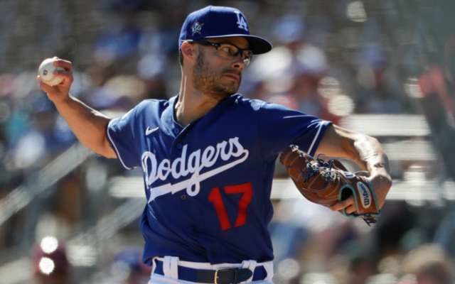 Dodgers' Joe Kelly suspended 8 games for buzzing, mocking Astros