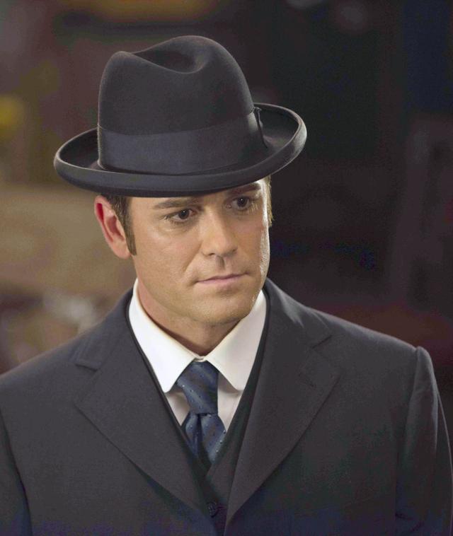 Yannick Bisson traded home building for acting