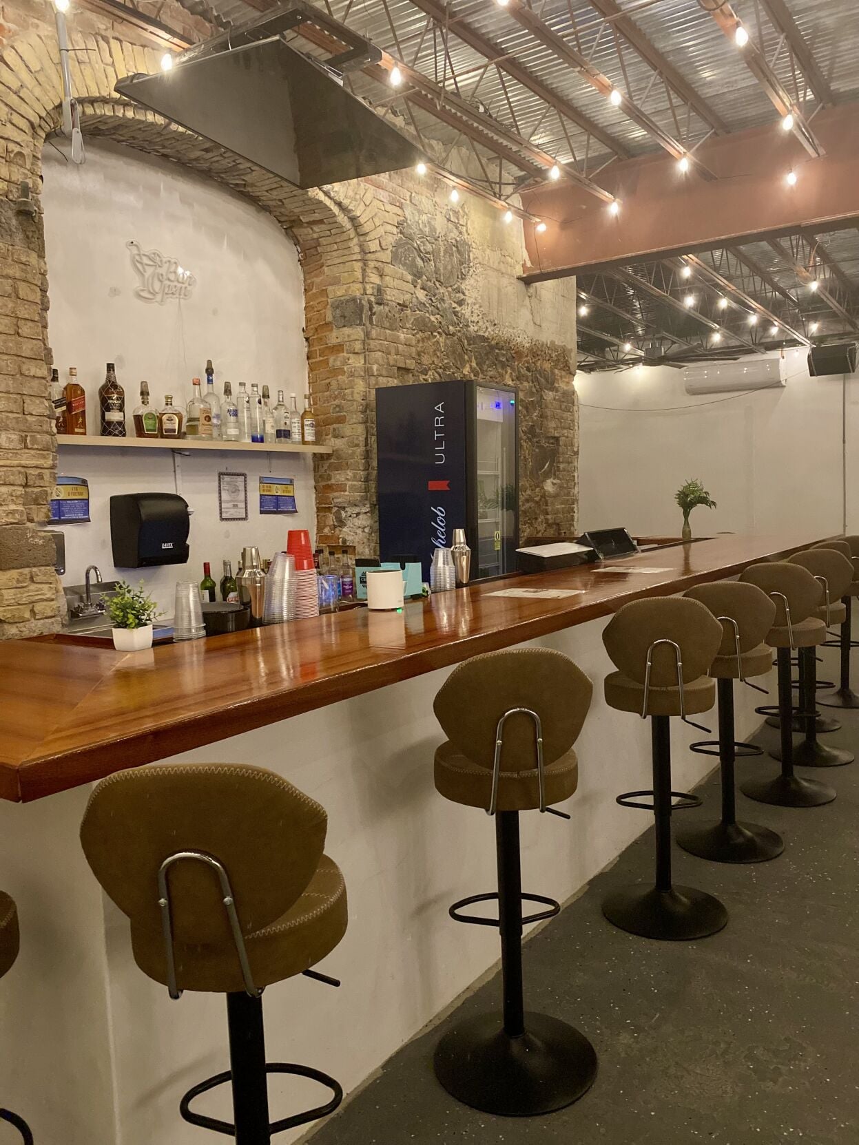 KAM restaurant strives to make memorable experiences food, culture good ...