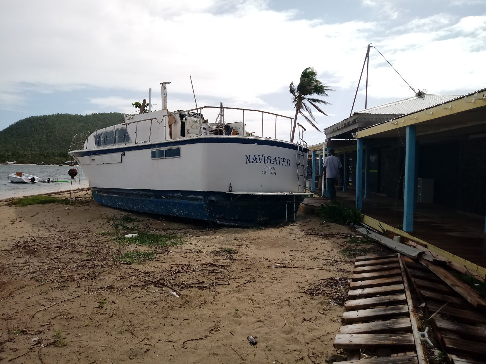 salvage boats for sale