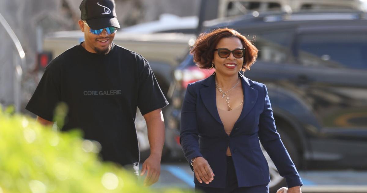 Ex-OMB director still working to retain legal counsel in fraud case | News Ex-OMB director still working to retain legal counsel in fraud case | News