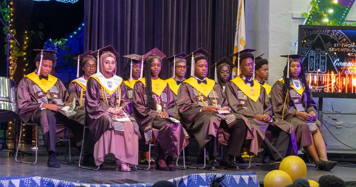 11 Adventist seniors enter next chapter of their lives | News | virginislandsdailynews.com 11 Adventist seniors enter next chapter of their lives | News | virginislandsdailynews.com