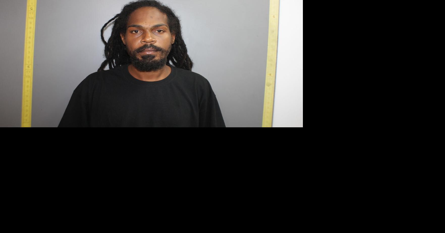 Police say man found with 2 guns during traffic stop | For the Record ...