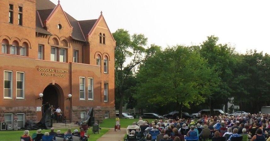Red Willow Arts Coalition kicks-off 16th season of Summer Concert Series - Vimarsana News
