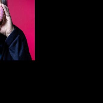 Paris show by late Martin Parr views his photos through political lens