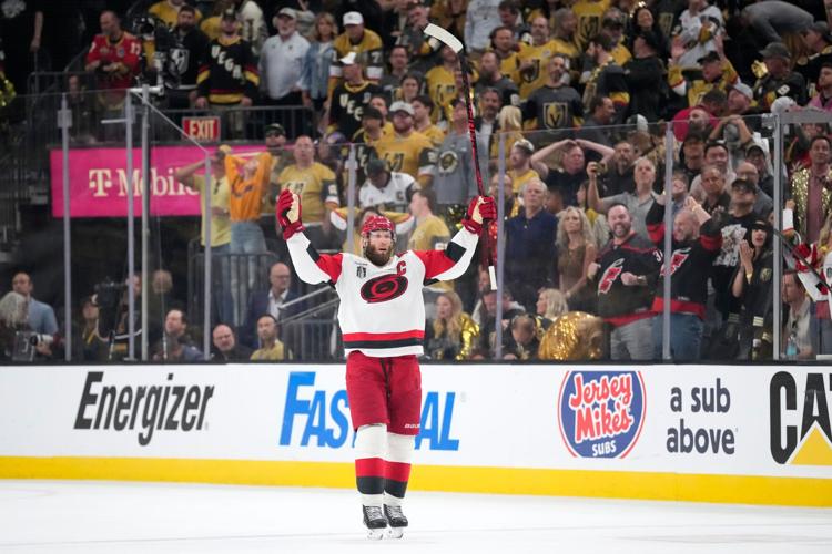 Carolina's Jordan Staal wins the Conn Smythe Trophy as playoff MVP