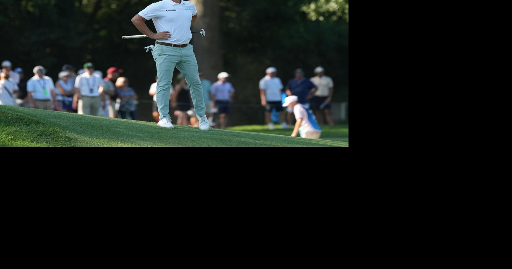 Clark Flawless Again, Holds One-Shot Edge at BMW Championship