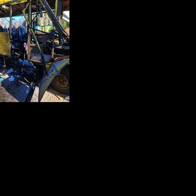 Two children among 12 dead in fresh Ukraine, Russia strikes