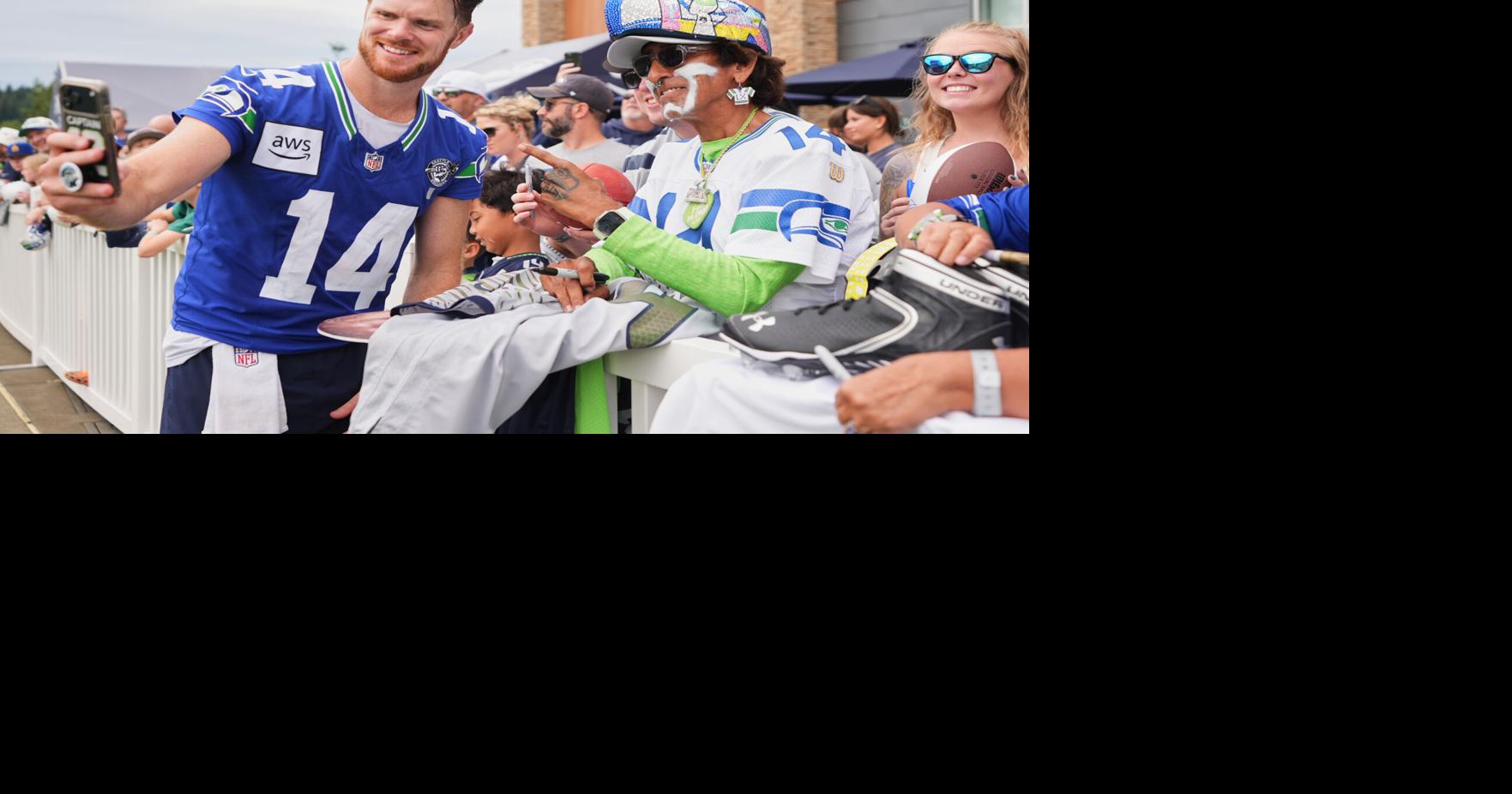 Darnold Shrugs Off Narratives, Focuses on Seahawks' Title Defense