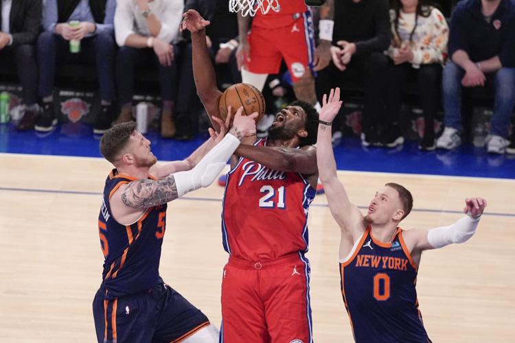 Donte DiVincenzo caps desperate rally with 3-pointer, Knicks beat 76ers ...