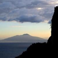 Italy's Mount Vesuvius closed to tourists over wildfire