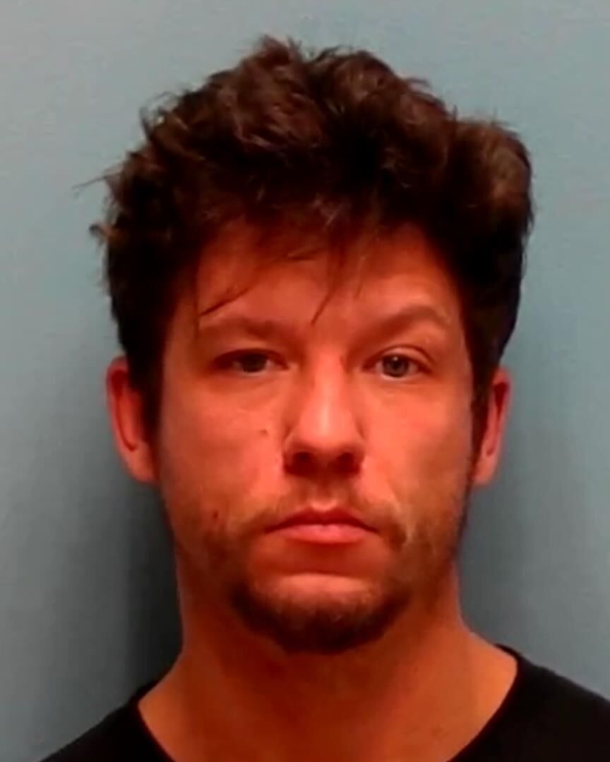 Woman loses unborn baby in crash in central Minnesota, man charged in ...