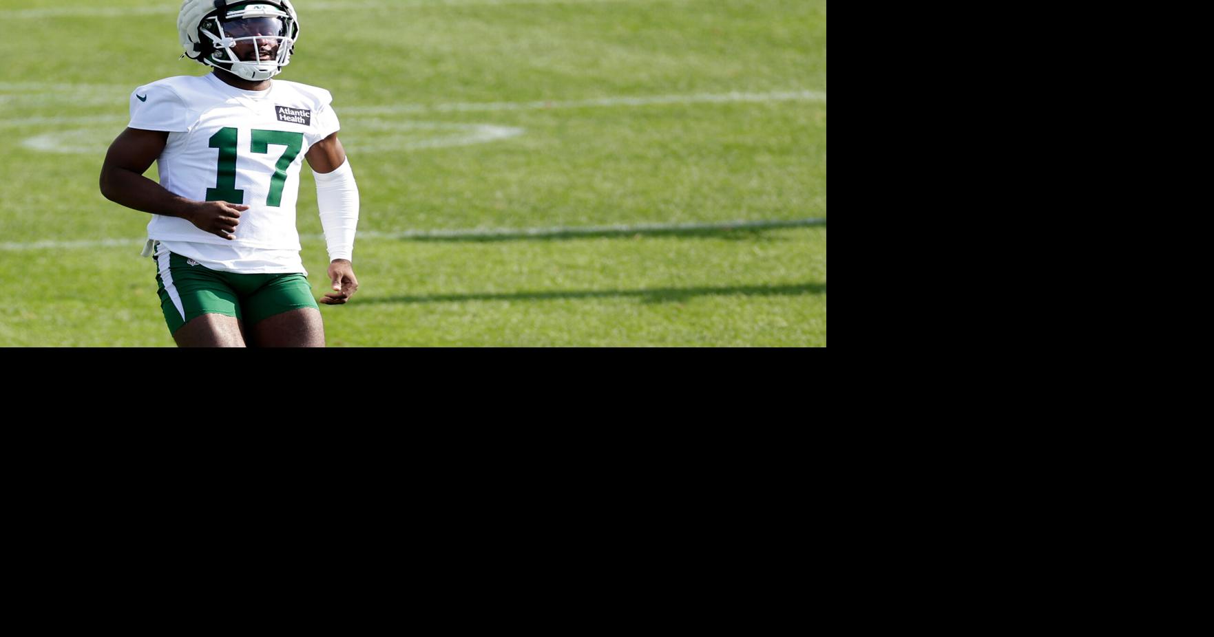 New York Jets cornerback Kris Boyd is critically wounded in a Manhattan shooting