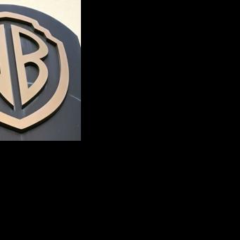 Warner Bros. 'reviewing' new takeover bid from Paramount