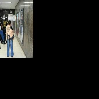 Right-wing candidates tipped for runoff in Peru presidential poll