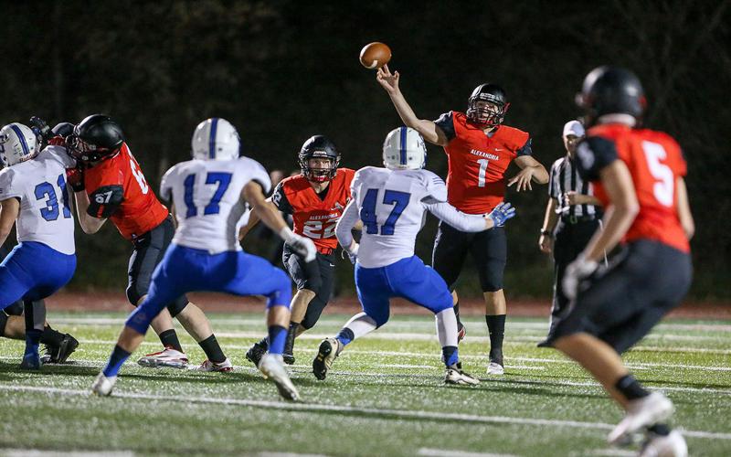 Alexandria's Roste Is Finalist For 2016 Mr. Football Award | Cardinal ...