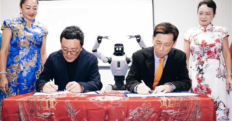 Faraday Future Completes Delivery of EAI Robots in Texas, Expanding “Robot & Vehicle + Education” and “Robot & Vehicle + Performance” Scenarios