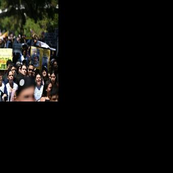 Thousands of Venezuelans stage march for end to repression