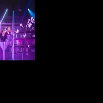 Nigerian nightlife finds a new extravagance: cabaret