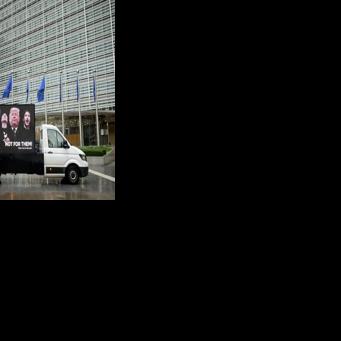 EU moves to delay 'high-risk' AI rules, cut cookie banners