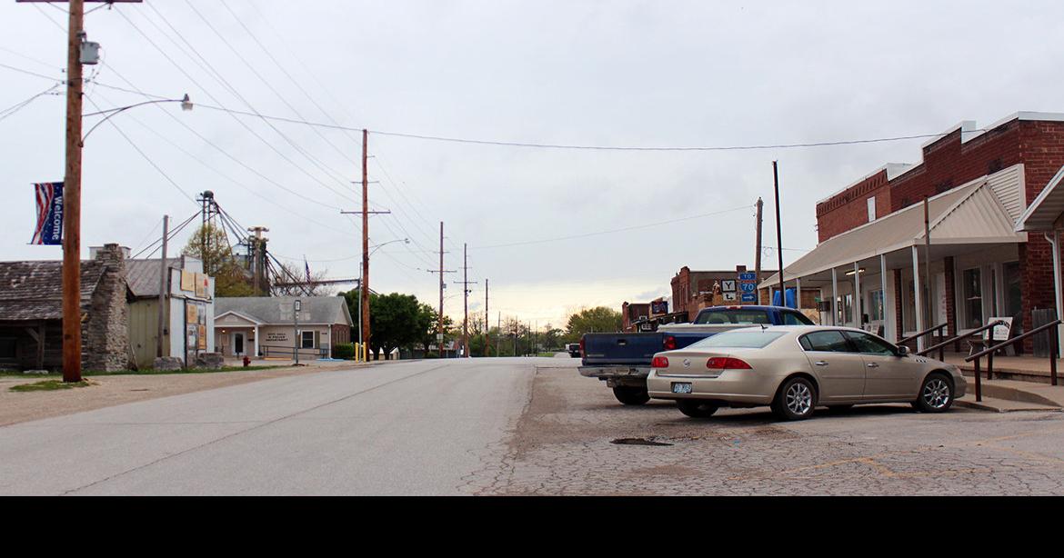 Roofing company CertainTeed brings growth to its new home in Jonesburg