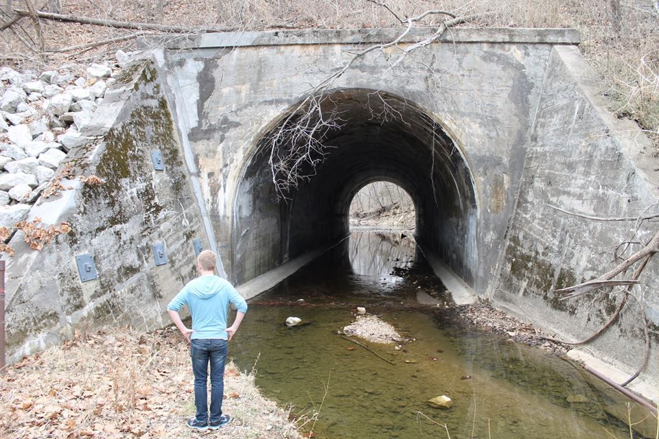 From smalltown Pilot Grove, MO, to collegetown Columbia, MO People