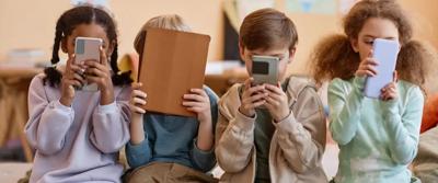 kids and smartphones