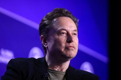 Elon Musk is on track to soon become the world’s first trillionaire