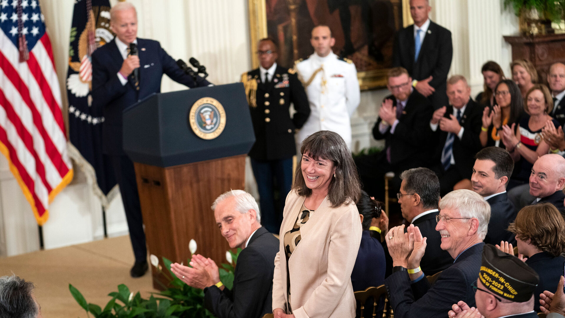 Biden Picks Cancer Surgeon Monica Bertagnolli To Be Next NIH Director ...