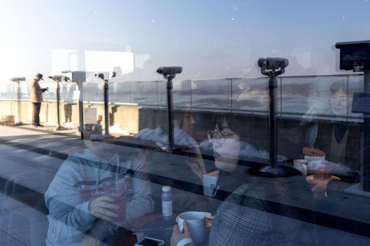 Starbucks opens a cafe with a view of North Korea