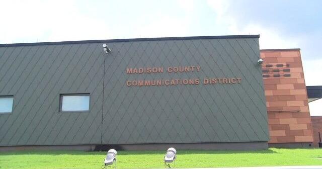 Huntsville Police looking to hire more dispatchers