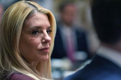 Trump has discussed ousting Attorney General Pam Bondi, sources say