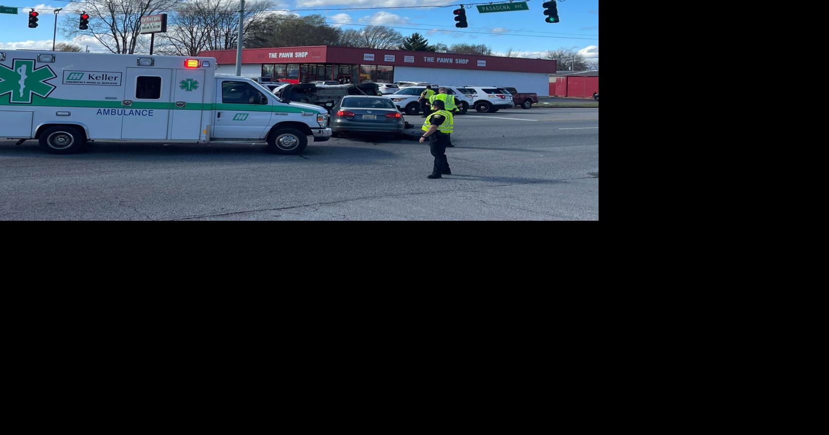 Rollover wreck reported on Woodward Avenue in Muscle Shoals News