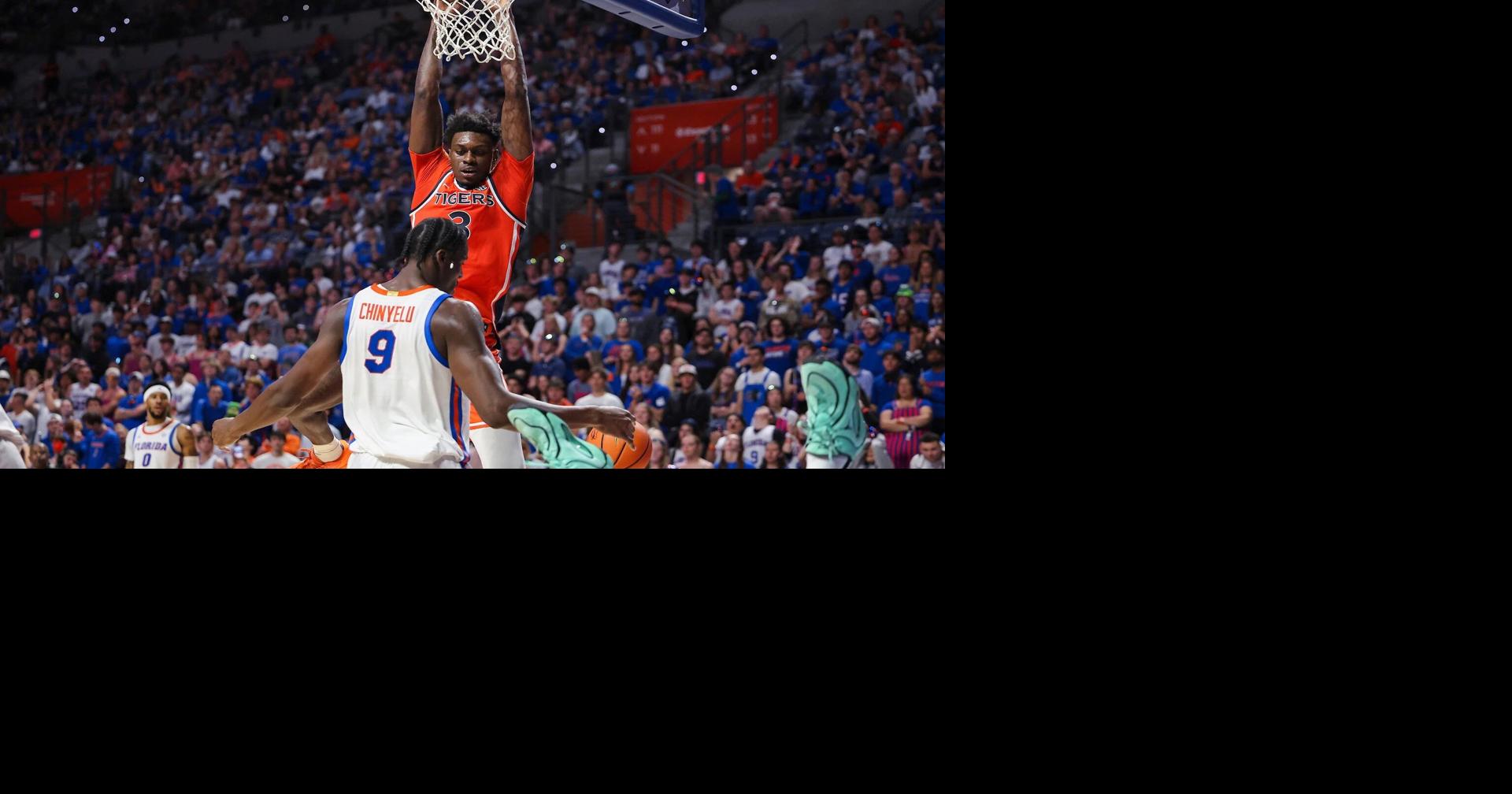 Auburn wins 76-67 at No. 16 Florida