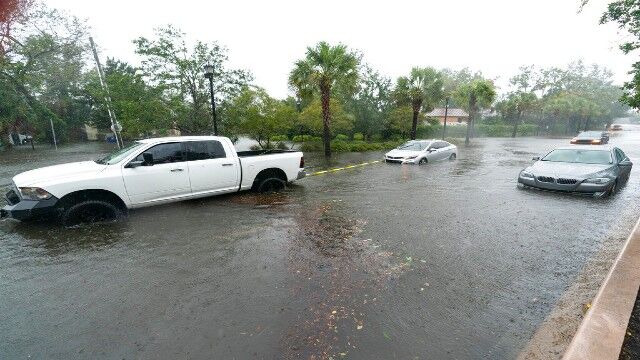 Hurricane Ian Makes Landfall In South Carolina | News | Waaytv.com