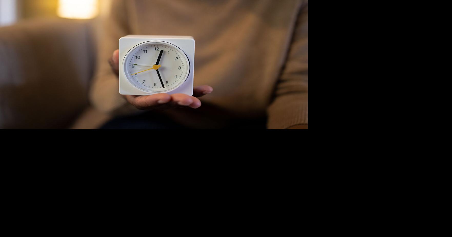 Daylight Saving Time may create a literal headache for you. Here's why -  CBS Baltimore