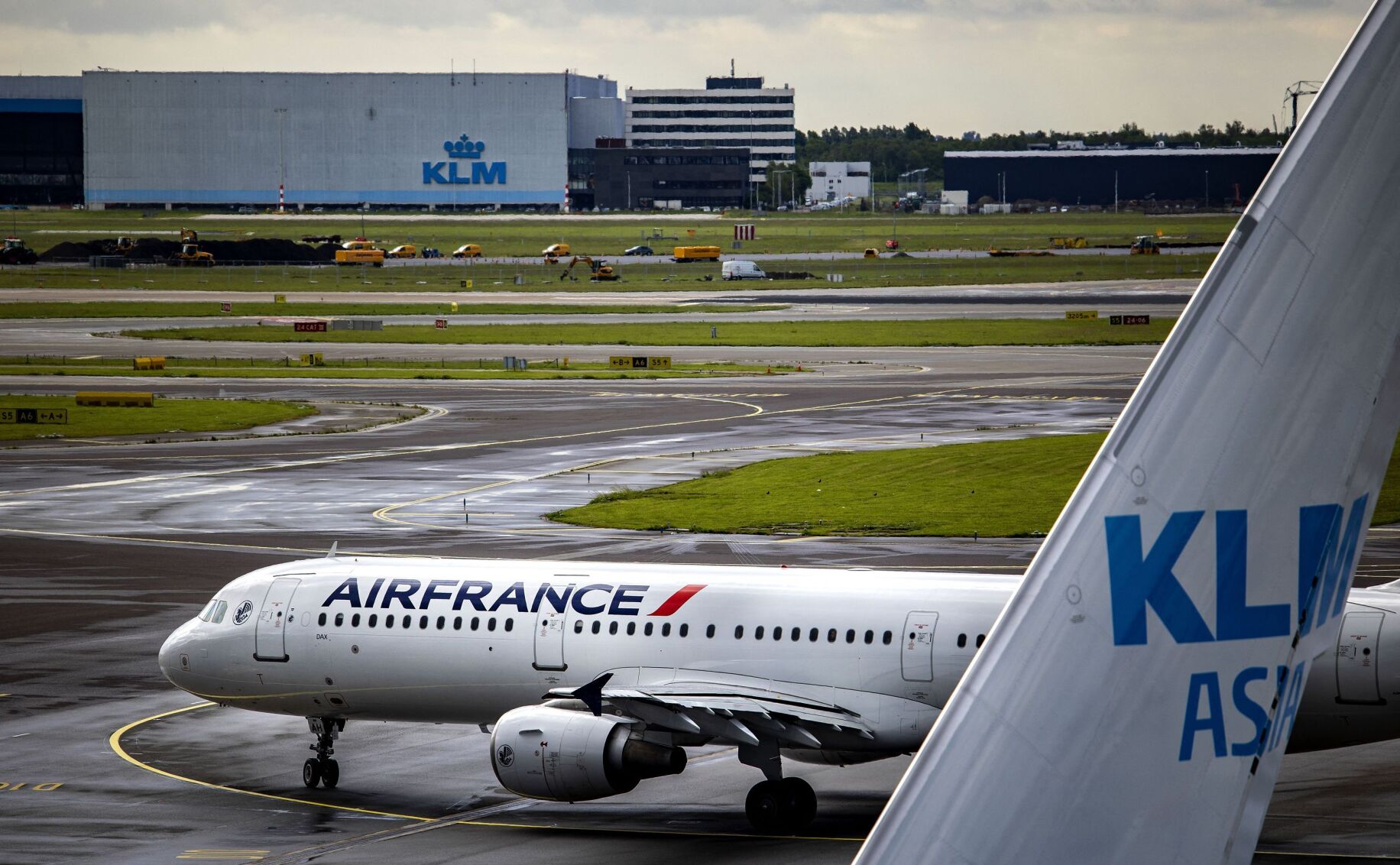 These are the world’s best airline rewards programs, according to Point.me