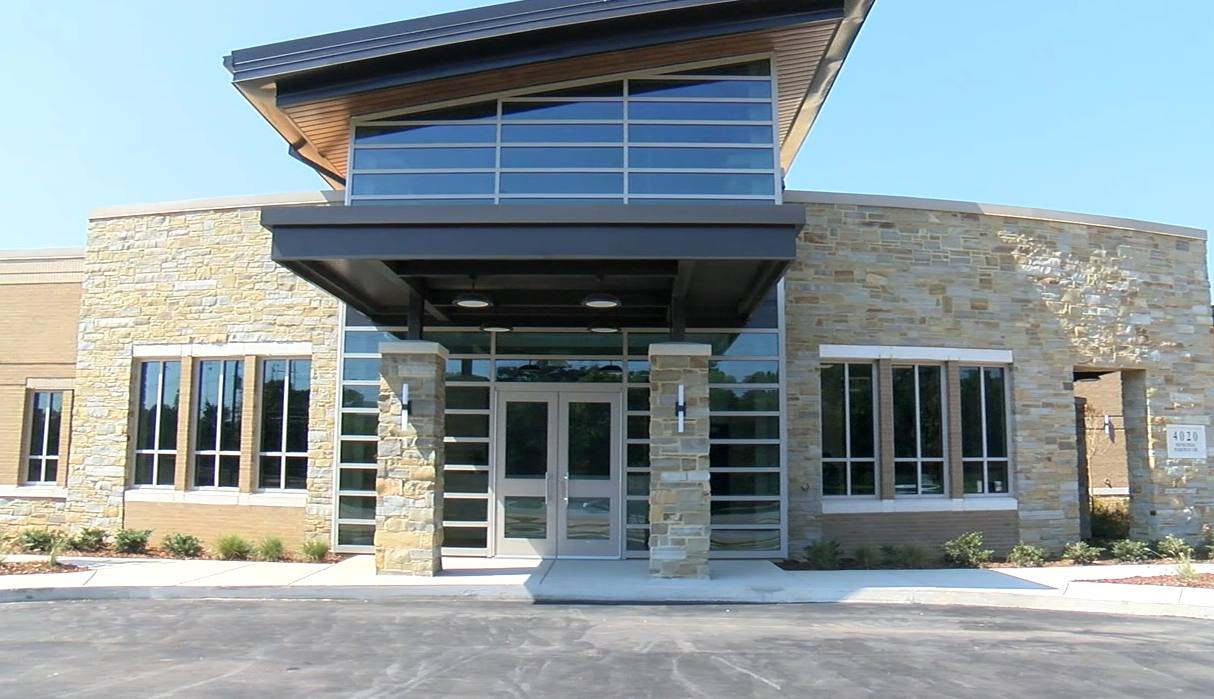 Gov. Kay Ivey Unveils New Mental Health Crisis Center In Huntsville ...