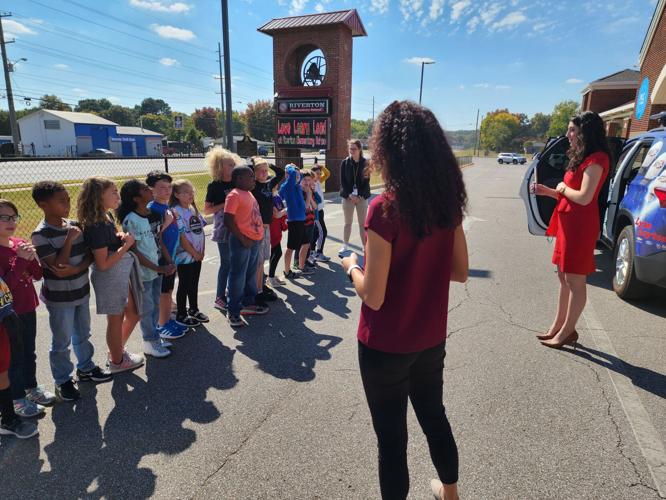 Teamwork to the classroom at Riverton Elementary! News