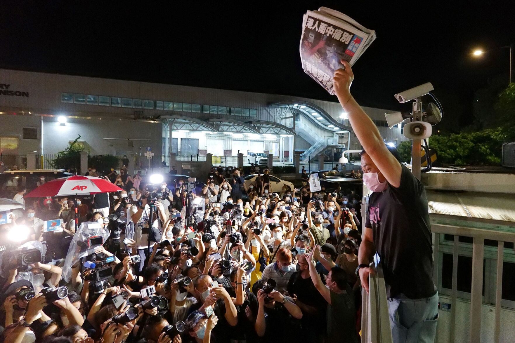 Hong Kong Hears From Jailed Media Tycoon Jimmy Lai For The First Time ...