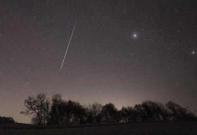 How to spot a fireball from the first branch of the Taurid meteor showers