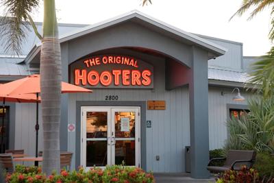 Hooters closes several ‘underperforming’ restaurants