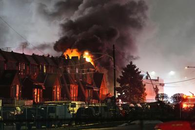 7 dead, including 1 on ground, after a medevac jet with a child patient and her mother crashes in Philadelphia, mayor says